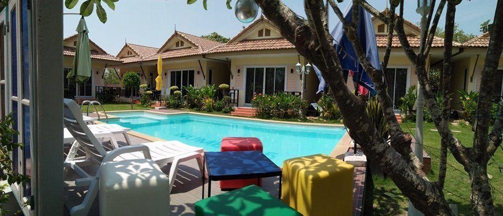 Charm Resort Cha-Am Bagian luar foto